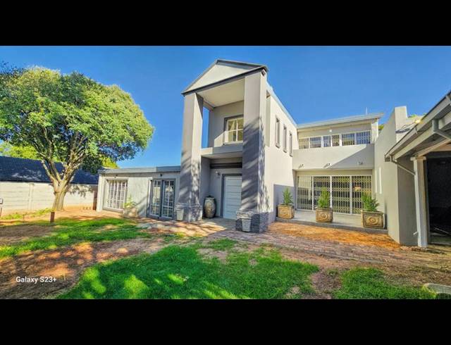 4 BEDROOM HOUSE FOR SALE IN WINGATE PARK